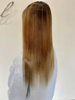 【ミニモ限定】カット+根元リタッチカラー+トリートメント※全体カラーは+1000円で変更可能となります。