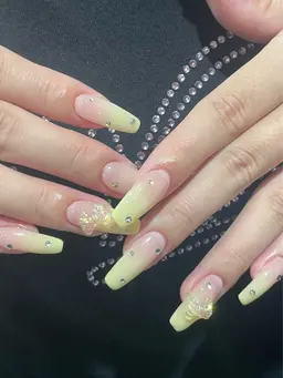 ご新規様限定【ハンド】⭐️パーツつけ放題持ち込みデザイン