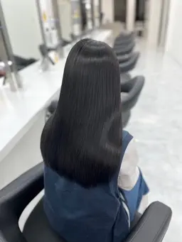 癖毛さん必見✨5月限定メニュー🫧縮毛矯正＋カット