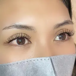 【初回】高持続×最軽量フラットラッシュ上120本★￥5000