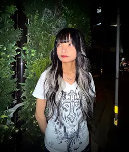 【染めれるシールエクステ 1本 ￥350】