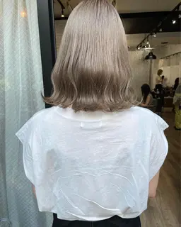 👡ベージュカラー👡透明感たっぷり✨イルミナカラー orアディクシーカラー で選べる✨潤いトリートメント付き✨