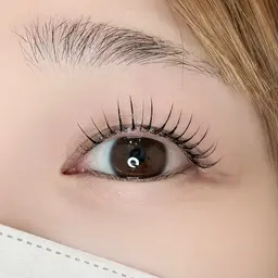 まつ毛パーマ🐩🫧¥4,700