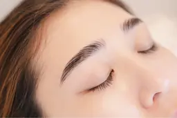 🌺ハリウッドブロウリフト🌺