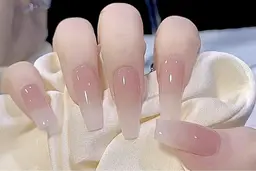 HAND✨カラーグラデーション+ハンドケアフット変更🉑