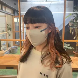 【大人気】インナーカラーブリーチ込み＋全体カラー　¥8500