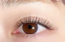 マツエク100本　目元の写真撮影