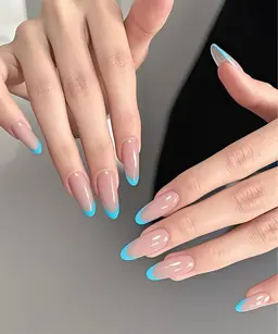 ジェルオフ有❤️フレンチ(クリアベース)❤️