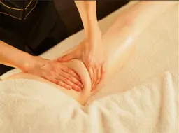 【痩身&小顔】3月限定★お腹おor上/下半身痩身30分+徹底小顔コルギ30分計60分¥4480