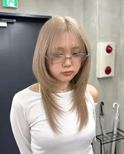 ブリーチリタッチモデル【先着20名限定3500円】➡️リタッチ幅1.5センチから2㎝の方優先