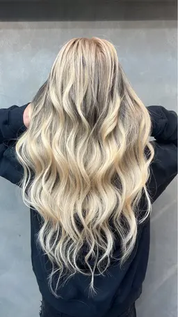 🌈rollen５月限定最高級ヴァージンレミー毛100%シールエクステ1枚¥250税込)60枚➕馴染ませカット付き‼︎