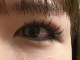 今月限定LED羽まつエク80束( ꇐ₃ꇐ )付けまつ毛の様な可愛いい仕上がり✨