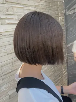 【平日限定価格】透明感イルミナカラー+Aujuaトリートメント