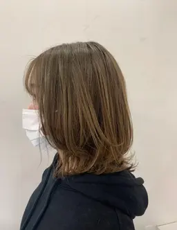 🎀カット+透明感抜群のブリーチなしダブルカラー＋髪質改善トリートメント🎀