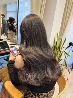 【ミニモ限定撮影モデル】似合わせカット＋カラー+今どきコテ巻きスタイリング付🩵