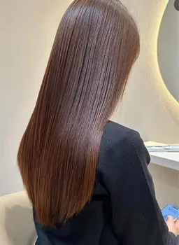 【大人気🩵】ダメージ最小限◎美髪縮毛矯正➕1stepトリートメント（内部補修）🍀*゜