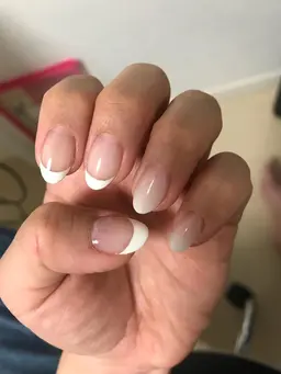 【ご新規様限定価格】カラーグラデーションorフレンチ +オフ(ドライケア込)