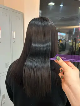 【初回】期間限定🈹ココナッツ縮毛矯正SS+艶髪トリートメント¥3.000オフ！！