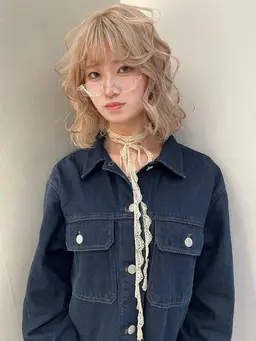 フルブリーチ2回+オンカラー(orムラシャン仕上げ)ピカピカのハイトーン目指します𓂃⟡.·👩🏼🦳