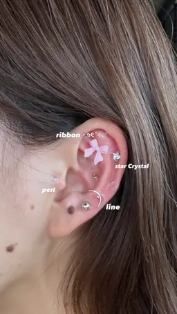 【SNSで人気💎】耳ツボジュエリー両耳10粒｜可愛い×小顔ケア／2980円