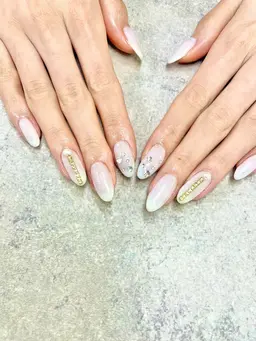 ハンド◆持ち込みデザイン　11000円​〜​カスタマイズ◆ソフトジェルオフ込み/ニュアンス/ワンホン/韓国ネイル