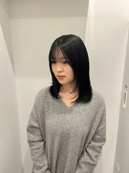 【就活生・実習生に大人気☝🏻🎀】                             黒染めじゃない偽黒🖤✨️