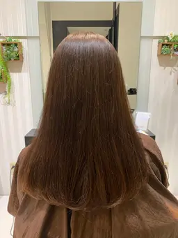 🧡[定番メニュー✨]艶カラー＋カット🧡