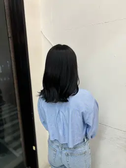 高発色グレーカラー(白髪染め)+Aujuaトリートメント✨