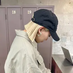 カット＋ブリーチ+カラー＋クイックトリートメント