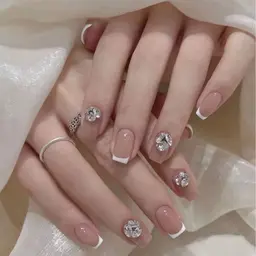 フレンチネイル💅