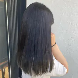 学生応援メニュー‼️【短期黒染めをしたい方にオススメ】カット✂️＋黒染めカラー