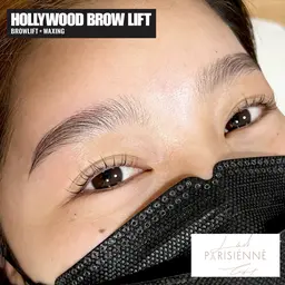 ハリウッドブロウリフト