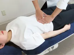 人気No. 1【便秘・ぽっこりお腹・お腹の悩みに】腸もみ調整40分¥5500