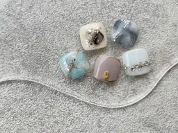 【🌸4月限定お値下げ✨️】フット💅💎✨親指アートオフあり🎨🎀