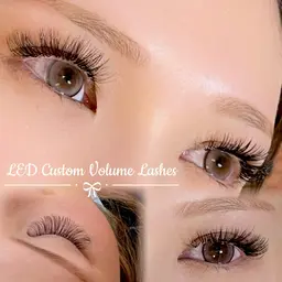【再来】✨LEDボリュームラッシュ✨極細ラッシュを数本1束にして両目に120束付けます✨補足説明必ずお読みください