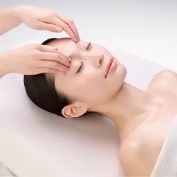 【残り3枠✨】透明感UPフェイシャル30分＋肌分析付き