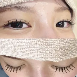 “初回限定”人気No.1☝🏻🎀フラットラッシュ上130本¥4900(オフなし)