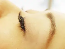 上まつ毛のオフのみ