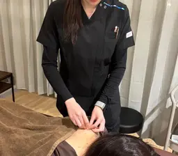 パルス鍼灸【肩こり・腰痛特化】