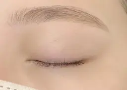 🆕 アイブロウスタイリング+【カット+wax】🎊