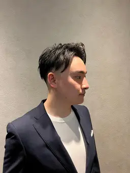 【カット、シャンプー、シェービング、コース】