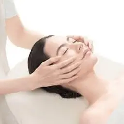 美容アシスタント❗メイクにエステ美容に興味がある方ご体験