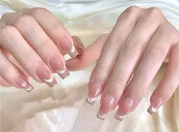 【人気No.1】チーク×マグネットネイル6880円