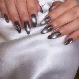 マグネットネイル