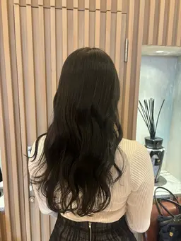 木曜日限定 🩵 イルミナ/ アディクシーカラー ➕ カット 🪽 渋谷アカデミーでのご案内です😌