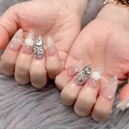 トレンド感満載!スカルプ定額デザイン オフ込み