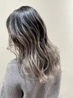 グラデーションカラー『ブリーチ含む』＋TR 8800