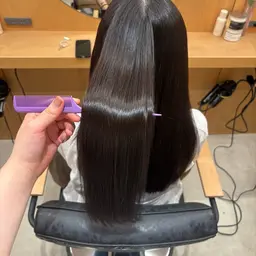 髪質改善オイルストレート(縮毛矯正)うねり広がりが気になる方オススメ🌈