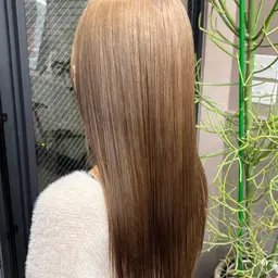 〔u30〕〔火水木日限定〕〘75%off〙ブリーチリタッチ+透明感カラー🫧｡ﾟ　Re'lillaトリートメント付き