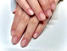 オフ有り ハンドジェルネイル カラーグラデーション(パラジェル使用)